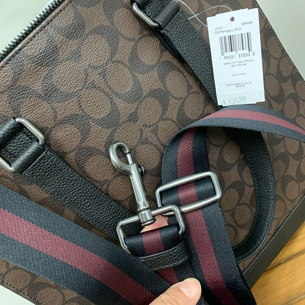 Coach Graham Structured Tote In Signature Canvas With Souvenir Patches - Picture 13 of 16